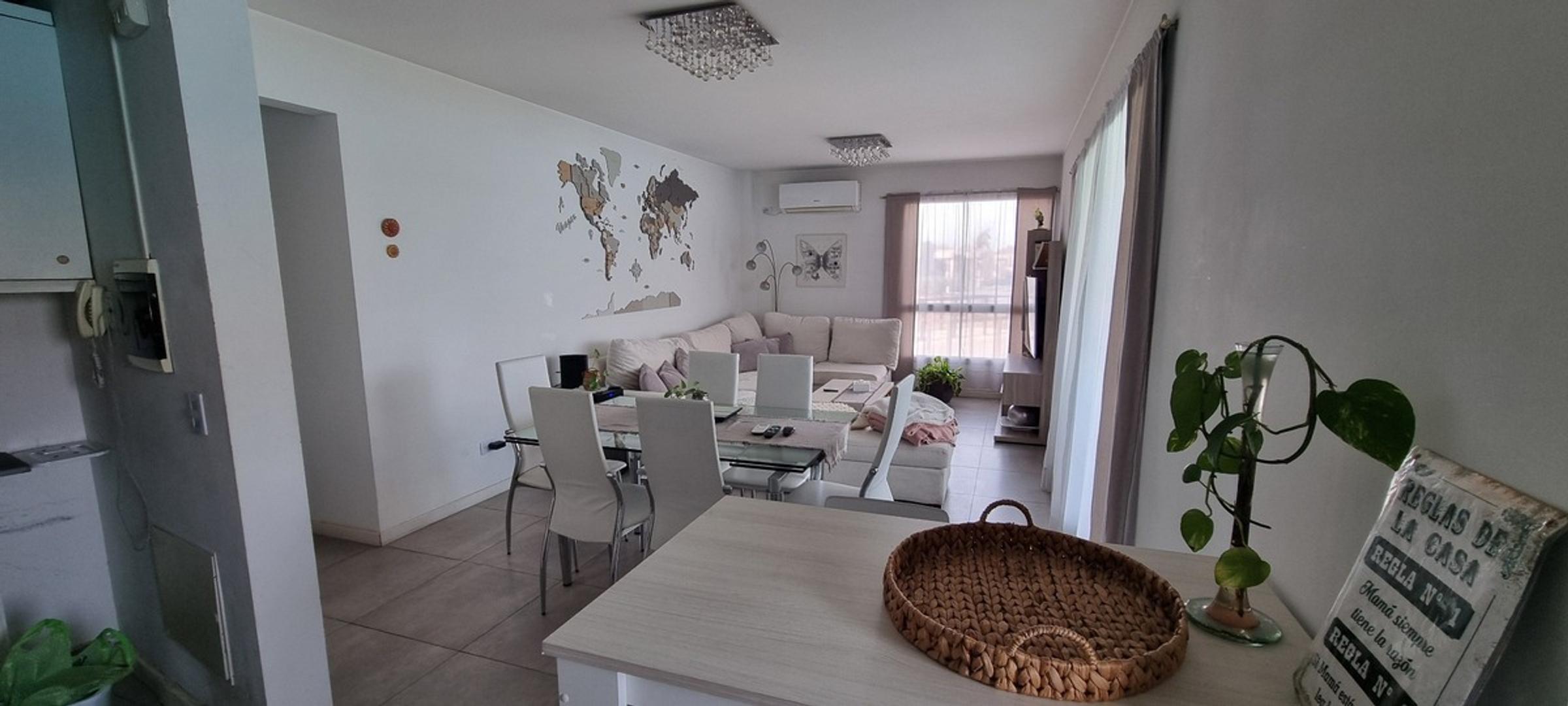 Departamento 4 ambientes con 3 baños