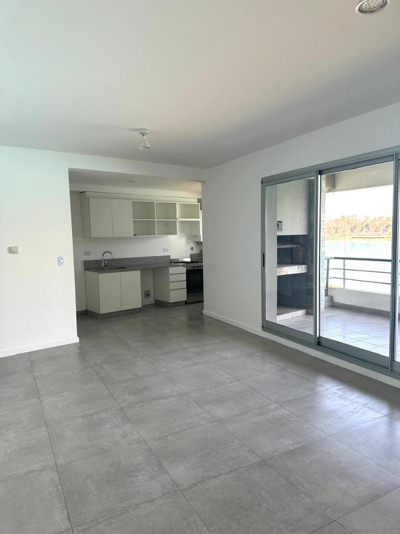 Departamento en Venta en Lagoon Pilar, USD 195.000