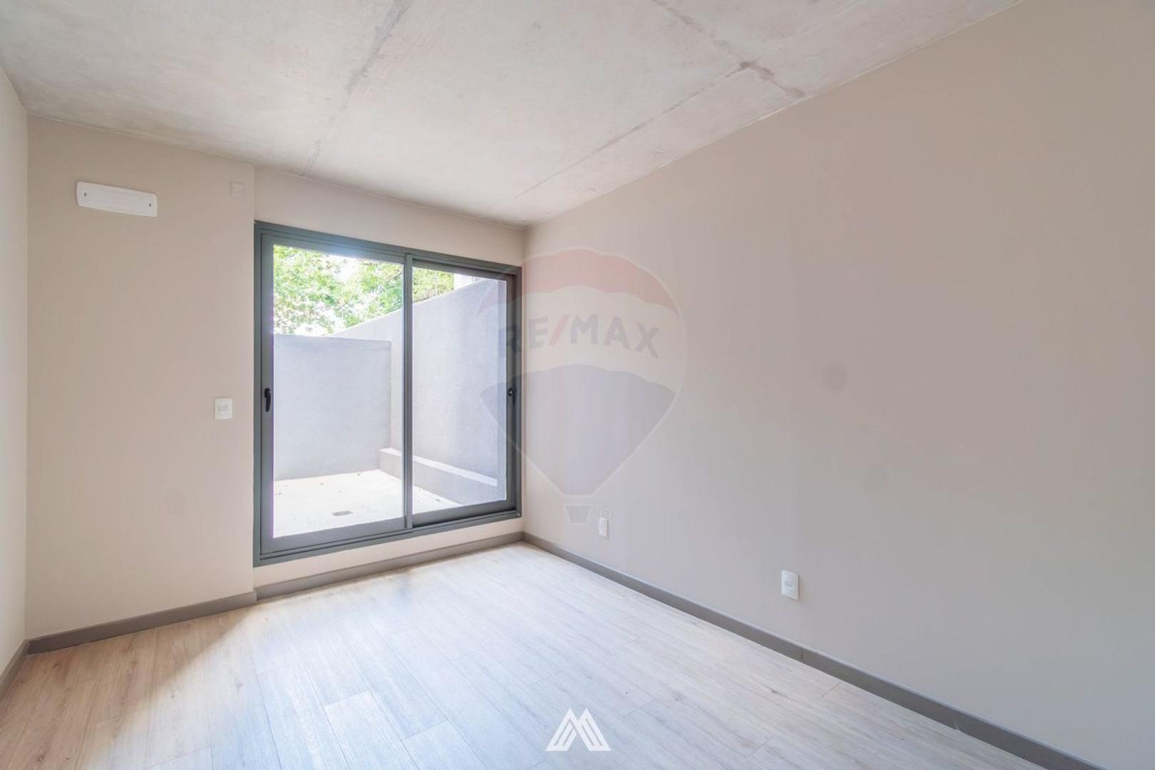 VENTA APARTAMENTO 1 DORMITORIO CON PATIO