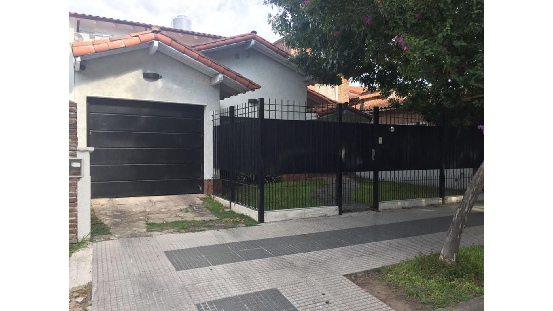 Aristobulo Del Valle 400