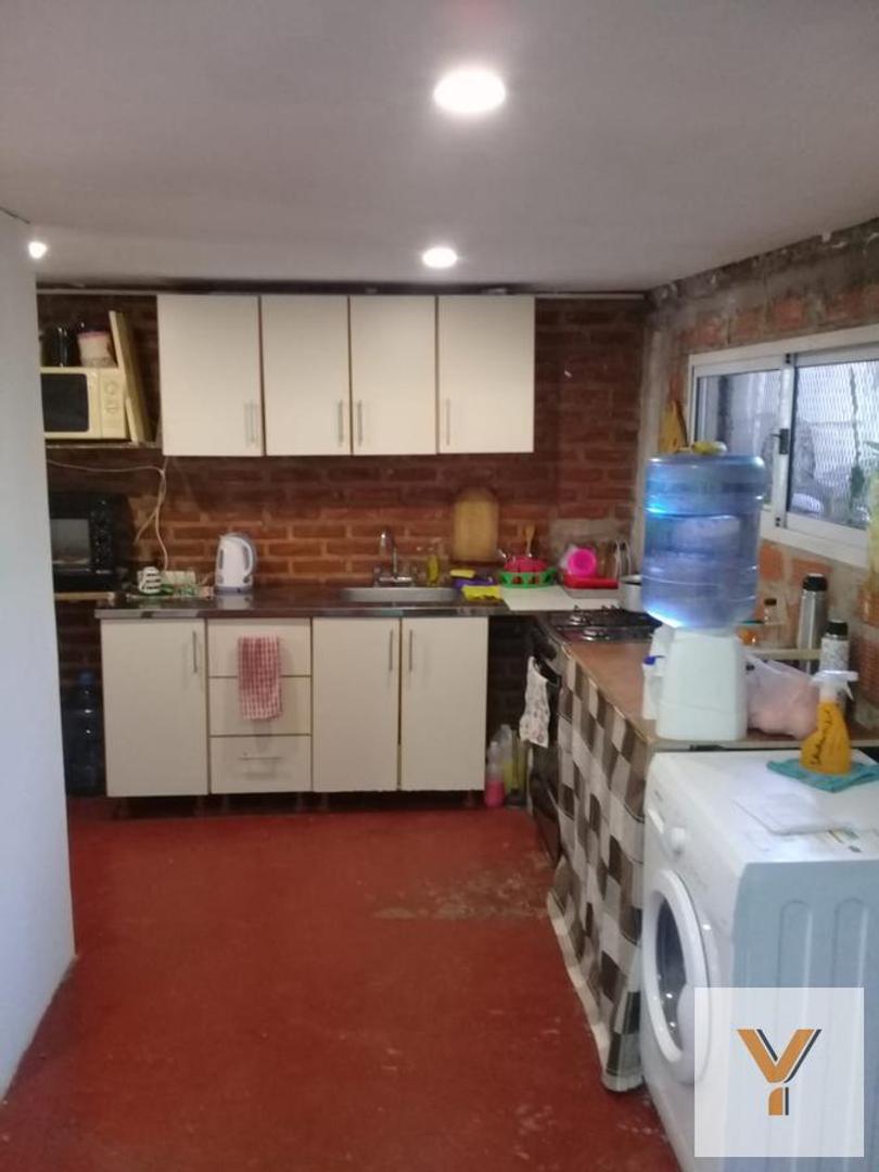 Depto Tipo Casa 5 ambientes con 1 baño