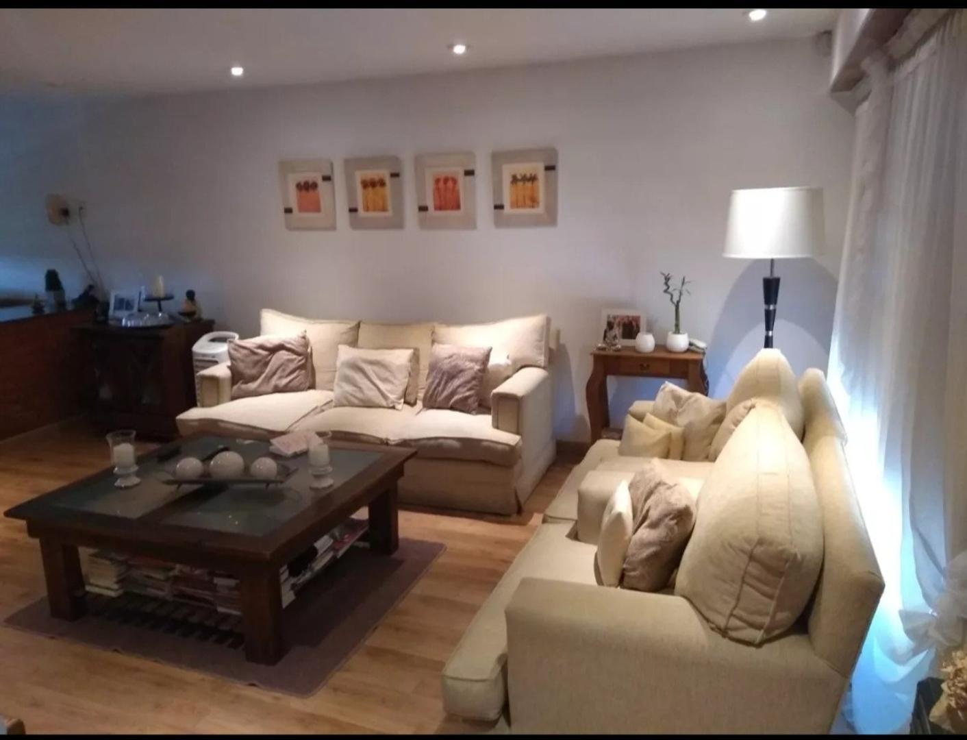 CHALET EN DOS PLANTAS