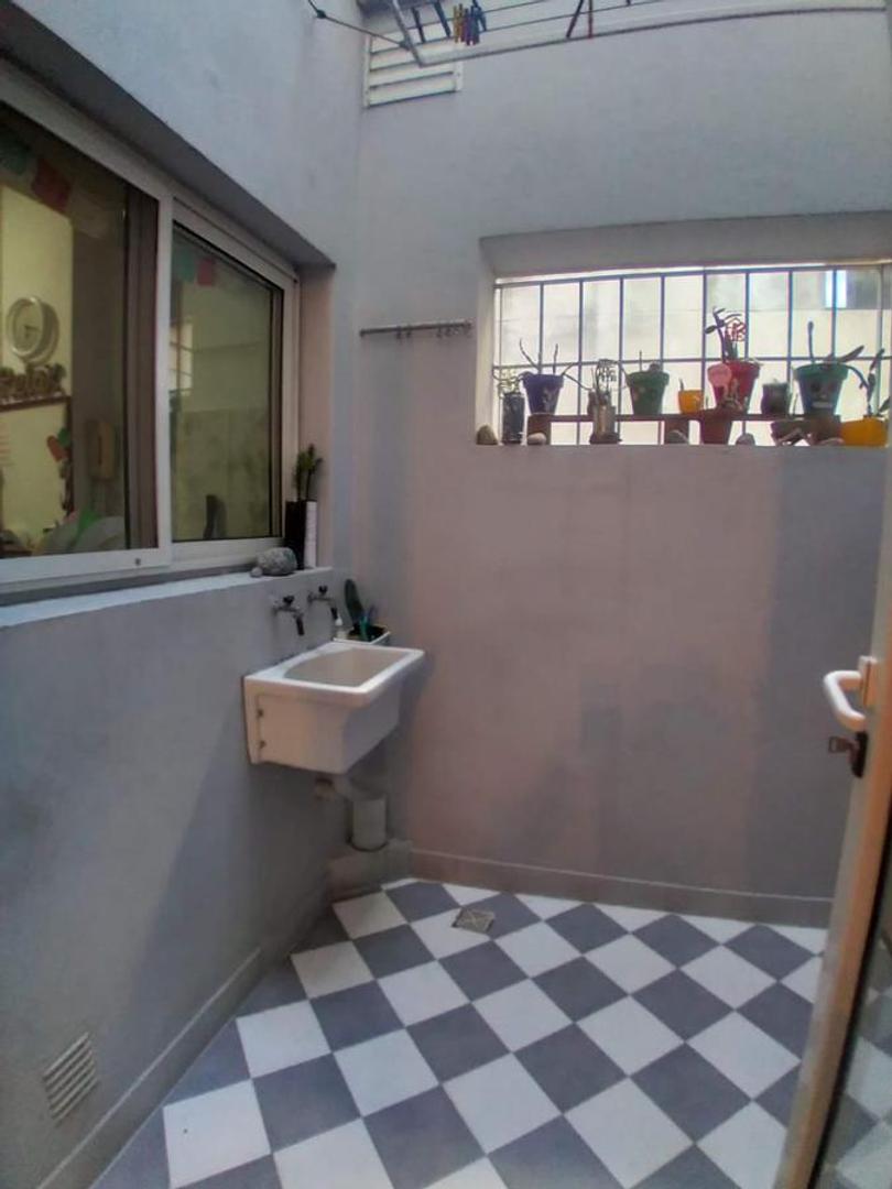 Depto Tipo Casa 3 ambientes con 1 baño