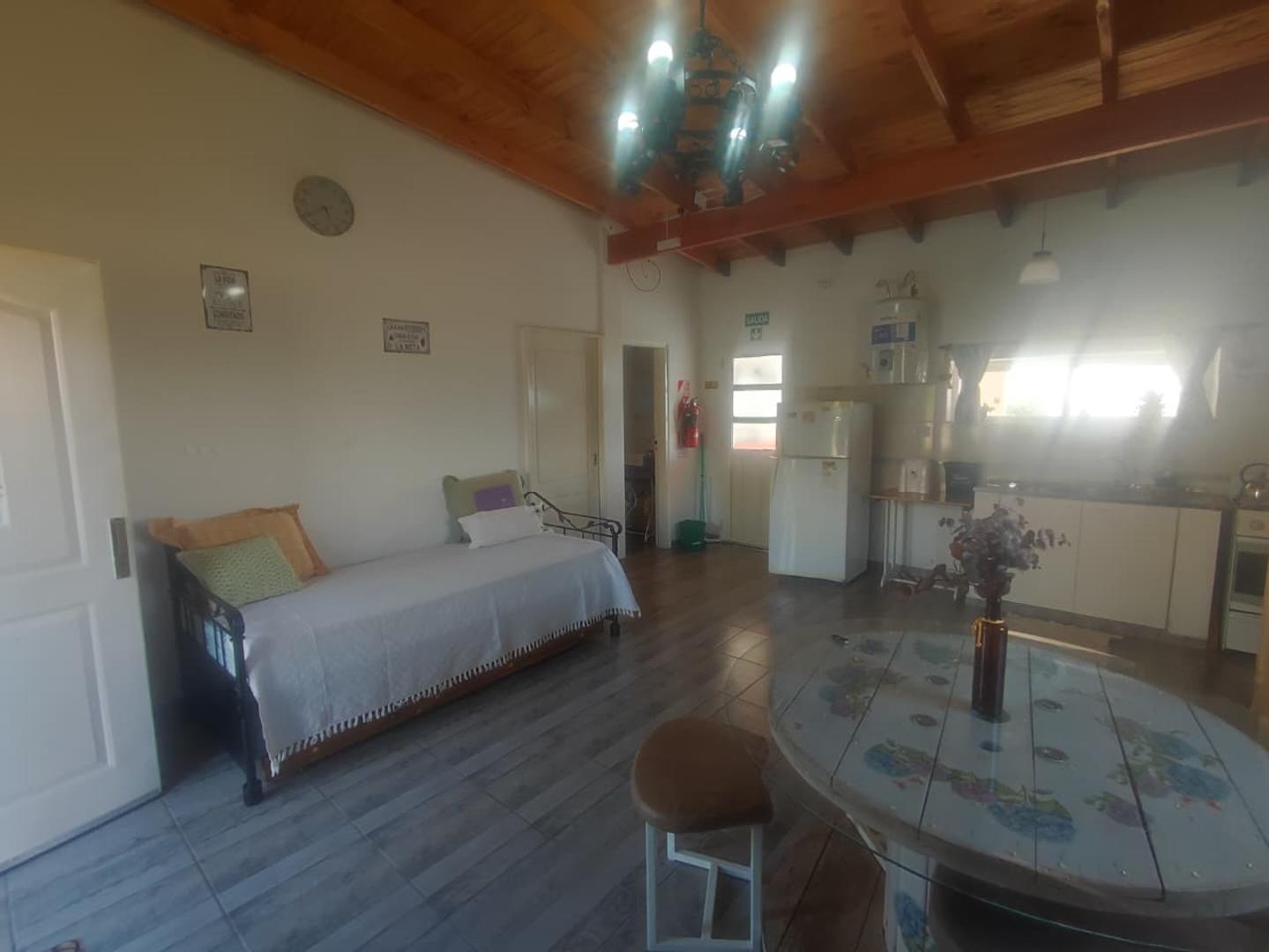 A 300 Mts De La Ruta 1