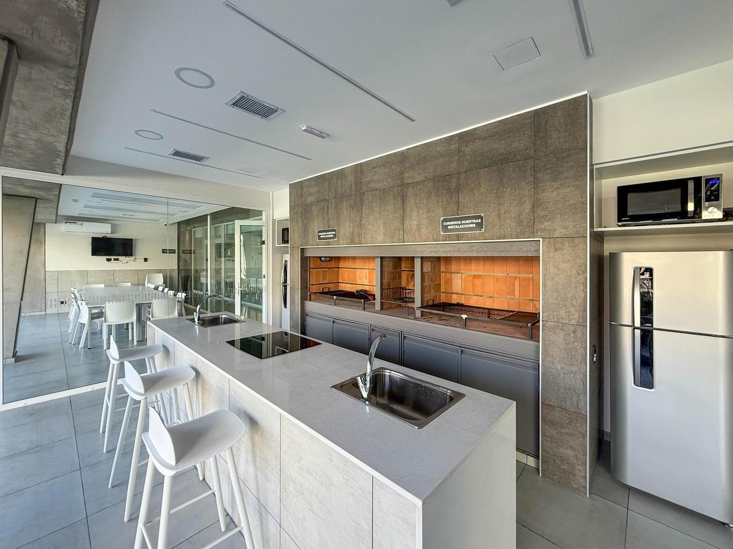 Casa 3 ambientes con 2 baños