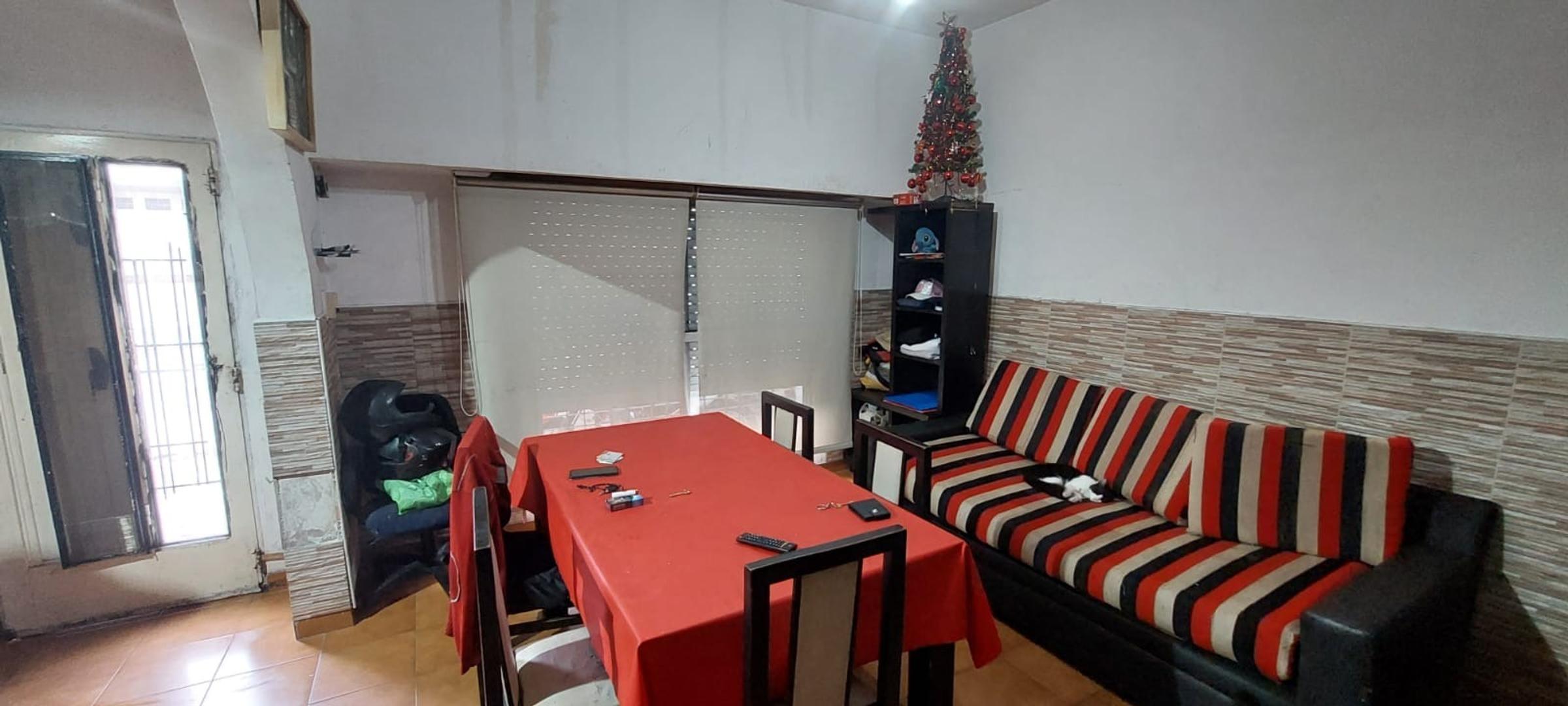 Depto Tipo Casa en Venta de 3 ambientes