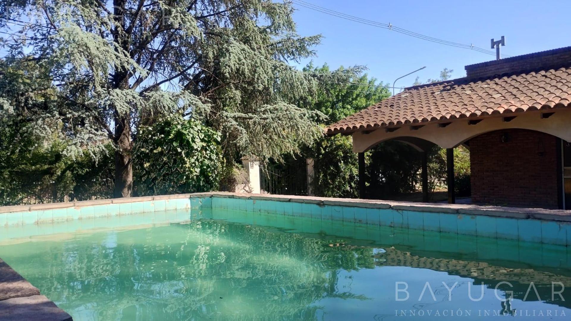 Venta Casa \ OPORTUNIDAD! En Barrio Patagonia, Bahía Blanca