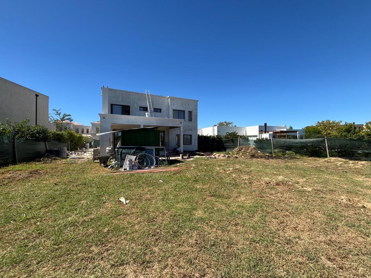 Casa en Venta en El Cantón - Barrio Puerto, USD 260.000