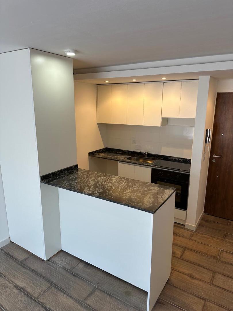 Departamento en Alquiler en Ituzaingo Norte, $ 650.000