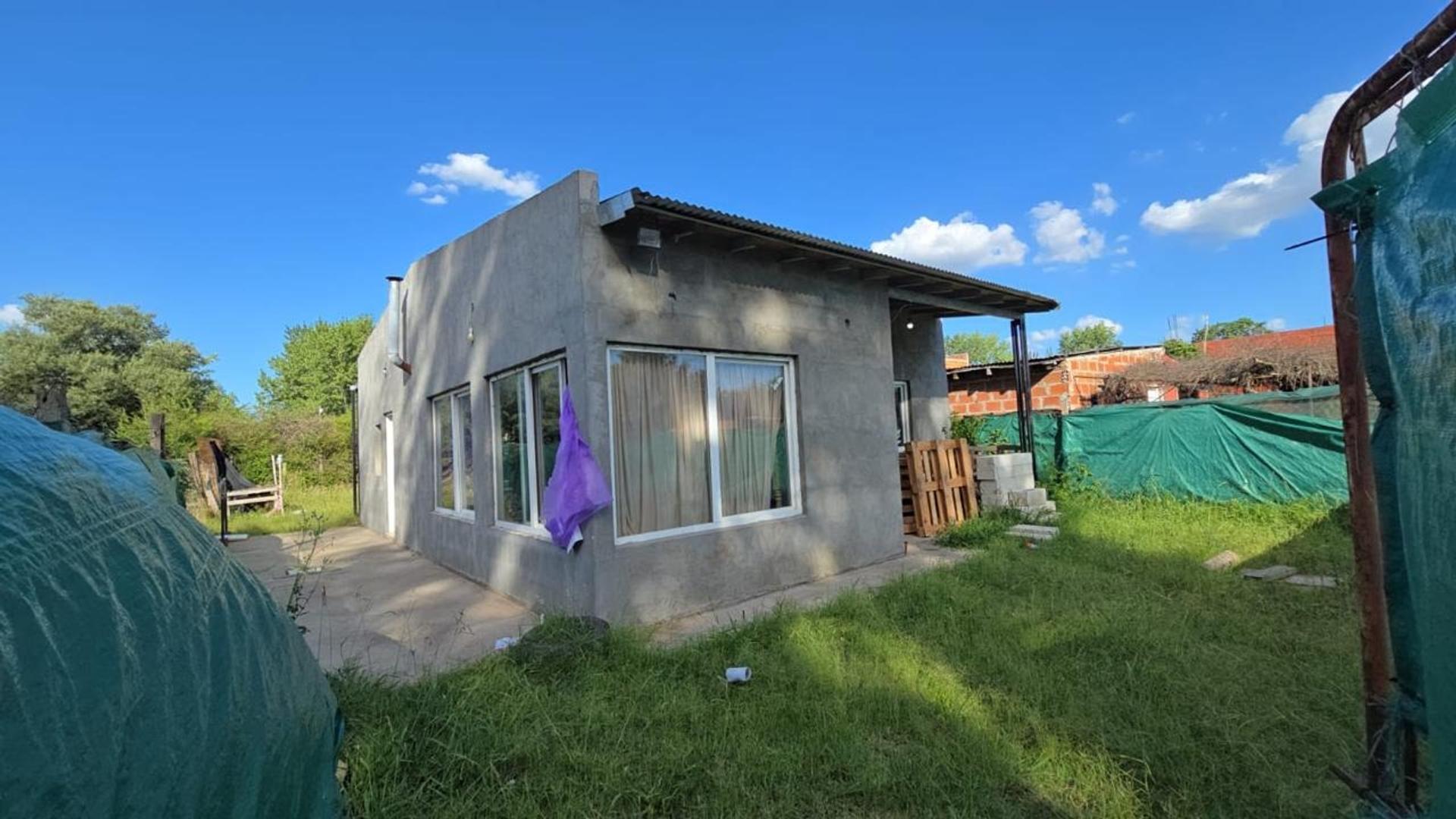 PROPIEDAD EN VENTA PARANA Y SANTA CRUZ GRAL.RODRIGUEZ