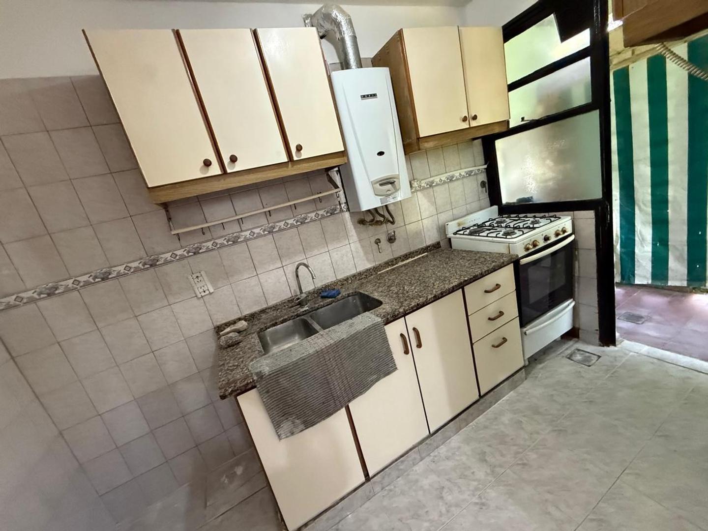 Departamento 4 ambientes con 1 baño