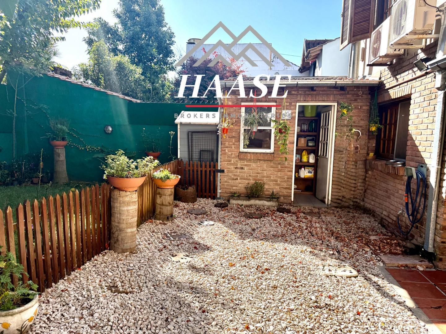 Casa 4 ambientes con 3 baños