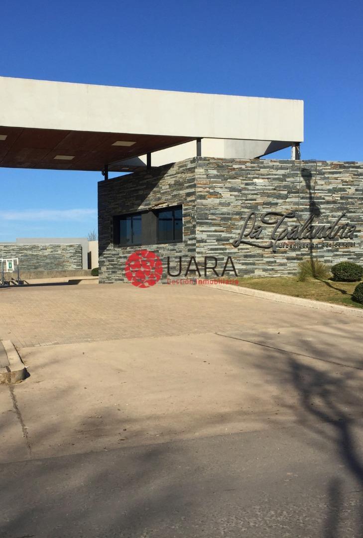 DUPLEX DE CATEGORIA IDEAL INVERSOR EN VENTA LA CALANDRIA