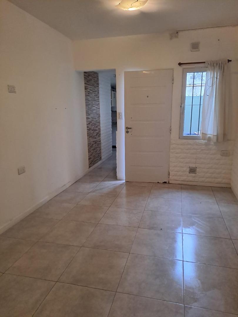 Depto Tipo Casa en Venta de Monoambiente