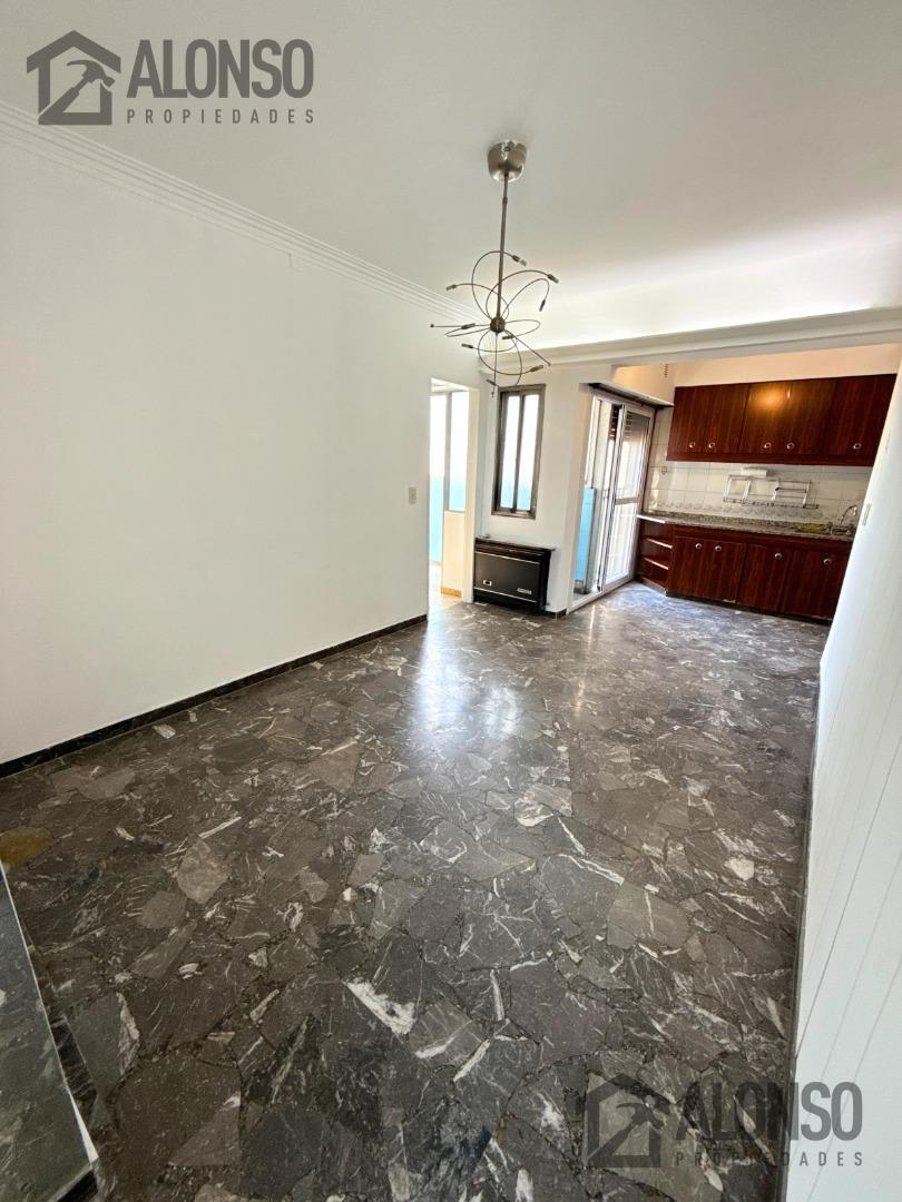 DEPARTAMENTO 4 AMBIENTES EN VENTA EN LANUS OESTE