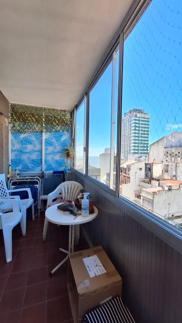 VENTA 3 AMBIENTES CON DEPENDENCIA - CENTRO-