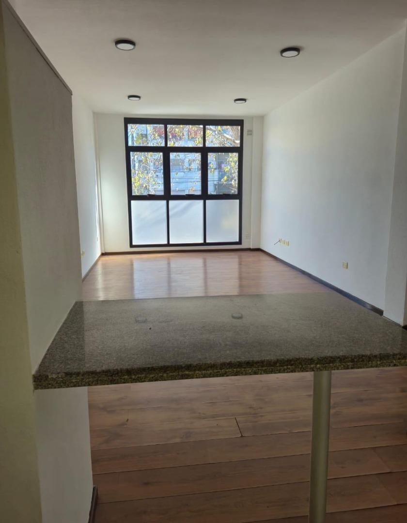 Oficina en Alquiler en Barracas, $ 500.000