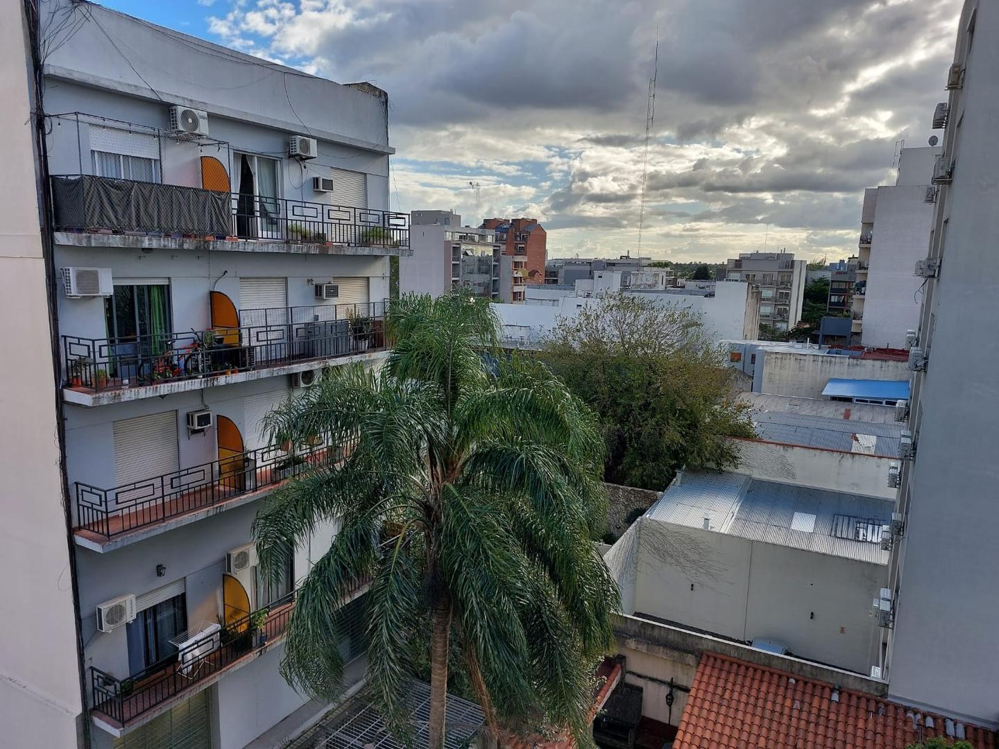 Carlos Casares 936 , Piso 5