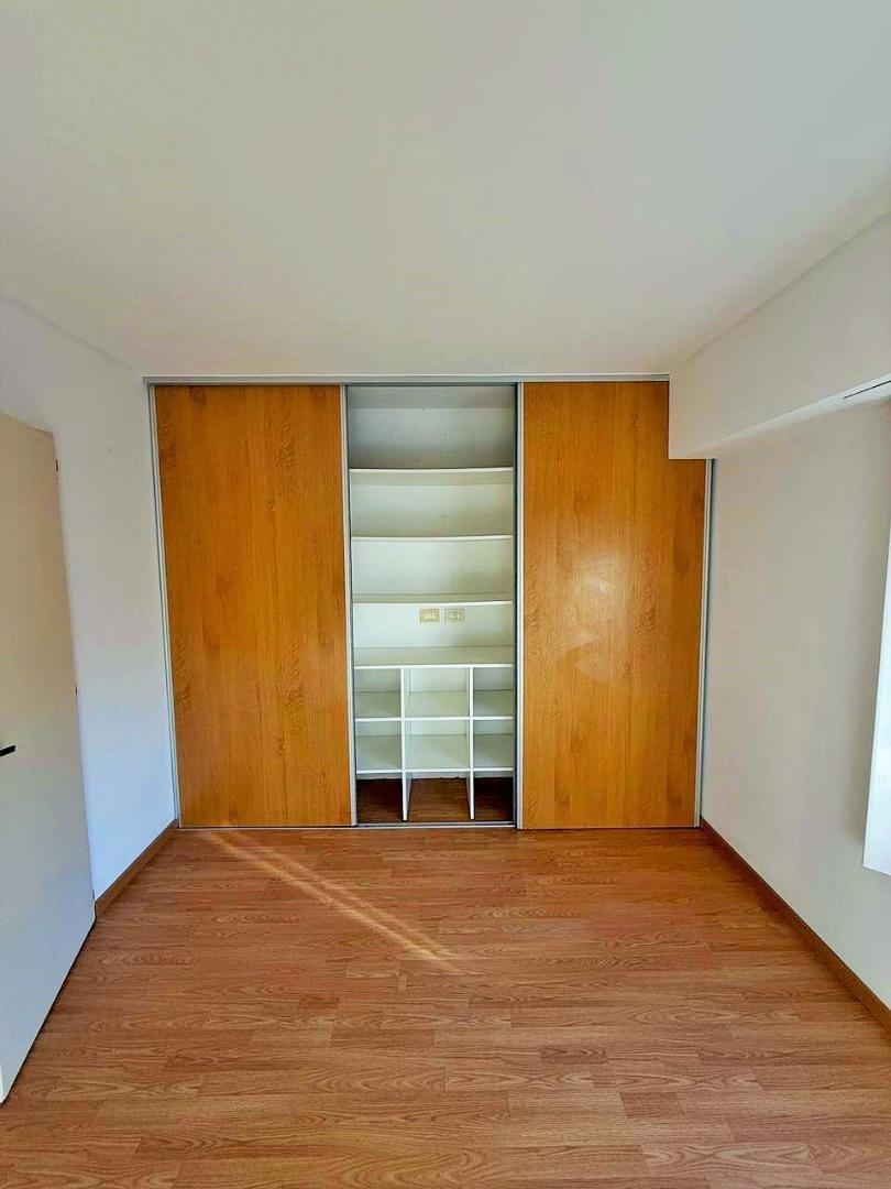 Departamento en Alquiler en Wilde, $ 650.000