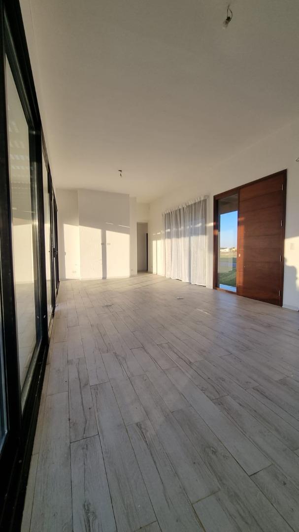 SAN SEBASTIAN CASA EN ALQUILER