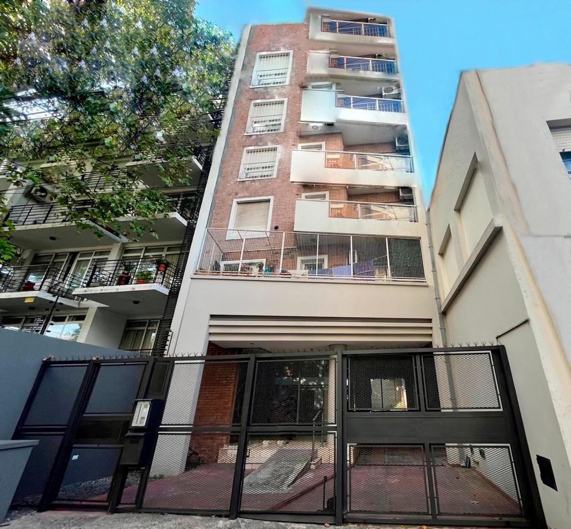 Luminoso 2 ambientes con vista al frente y contrafrente