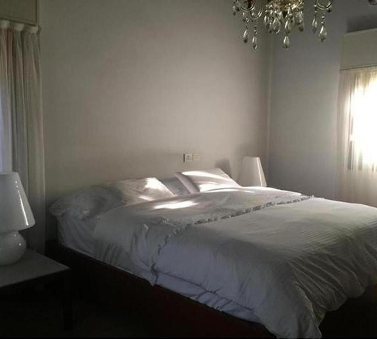 Casa - Barrio Parque Leloir