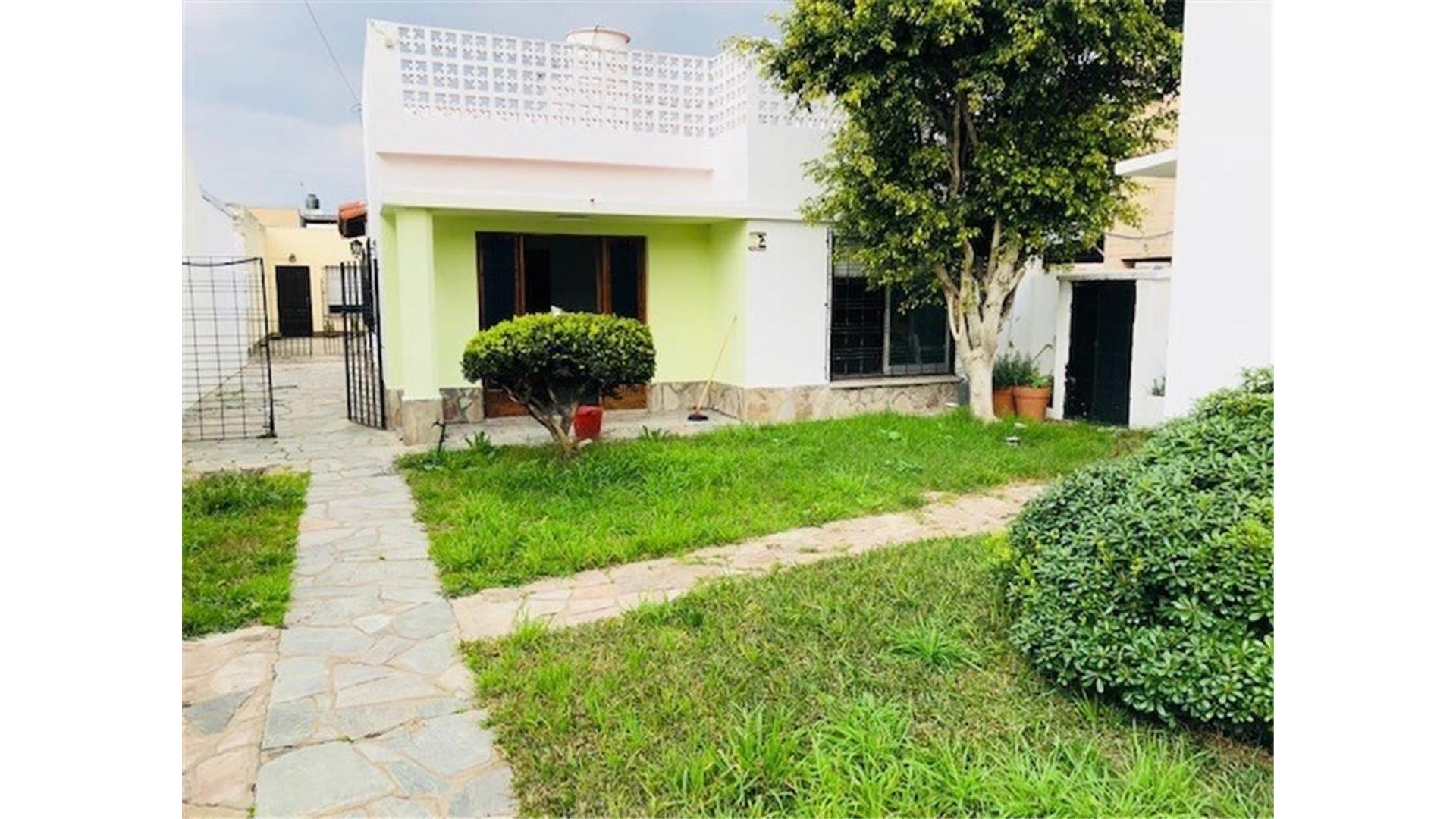 PH AL FRENTE.2 DORM C/JARDÍN Y TERRAZA