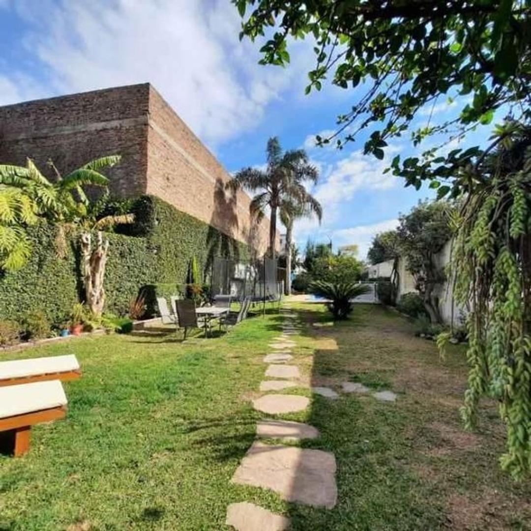 Casa en Venta en Lanus Este, USD 145.000