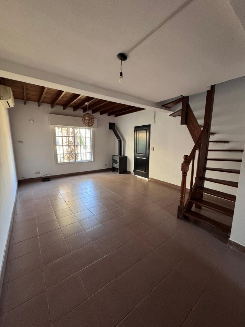 Casa en Venta en Villa Gobernador Udaondo, USD 160.000