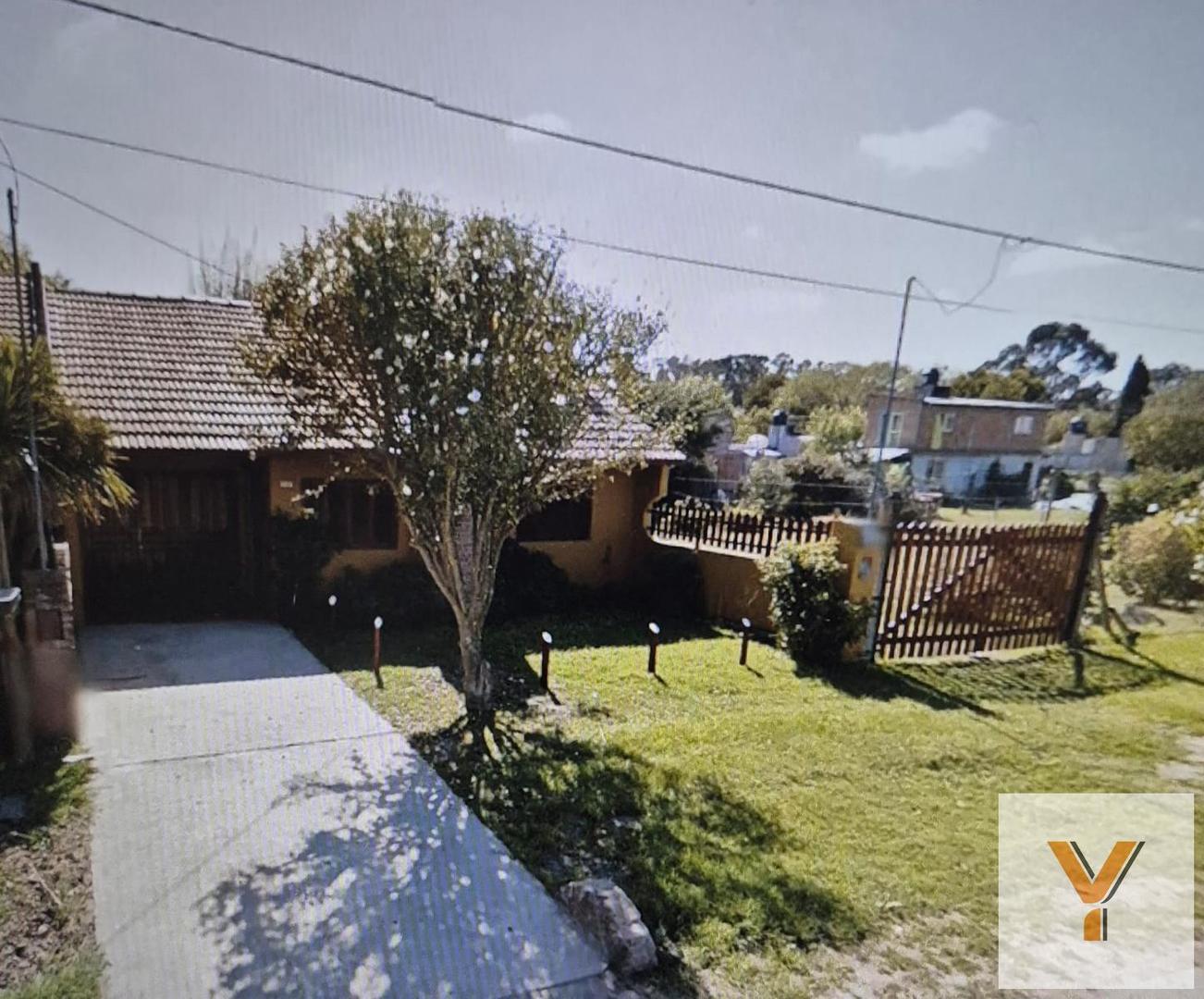 Casa en venta - 4 Dormitorios 2 Baños - Santa Clara Del Mar