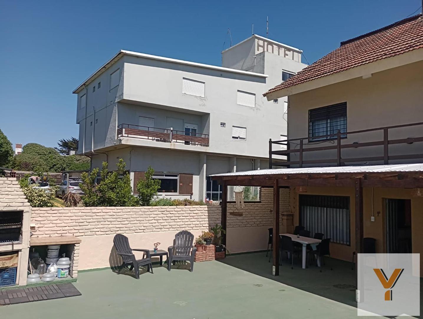Casa en Venta - 3 Dormitorios 1 Baño - 180mts - Mar Del Plata