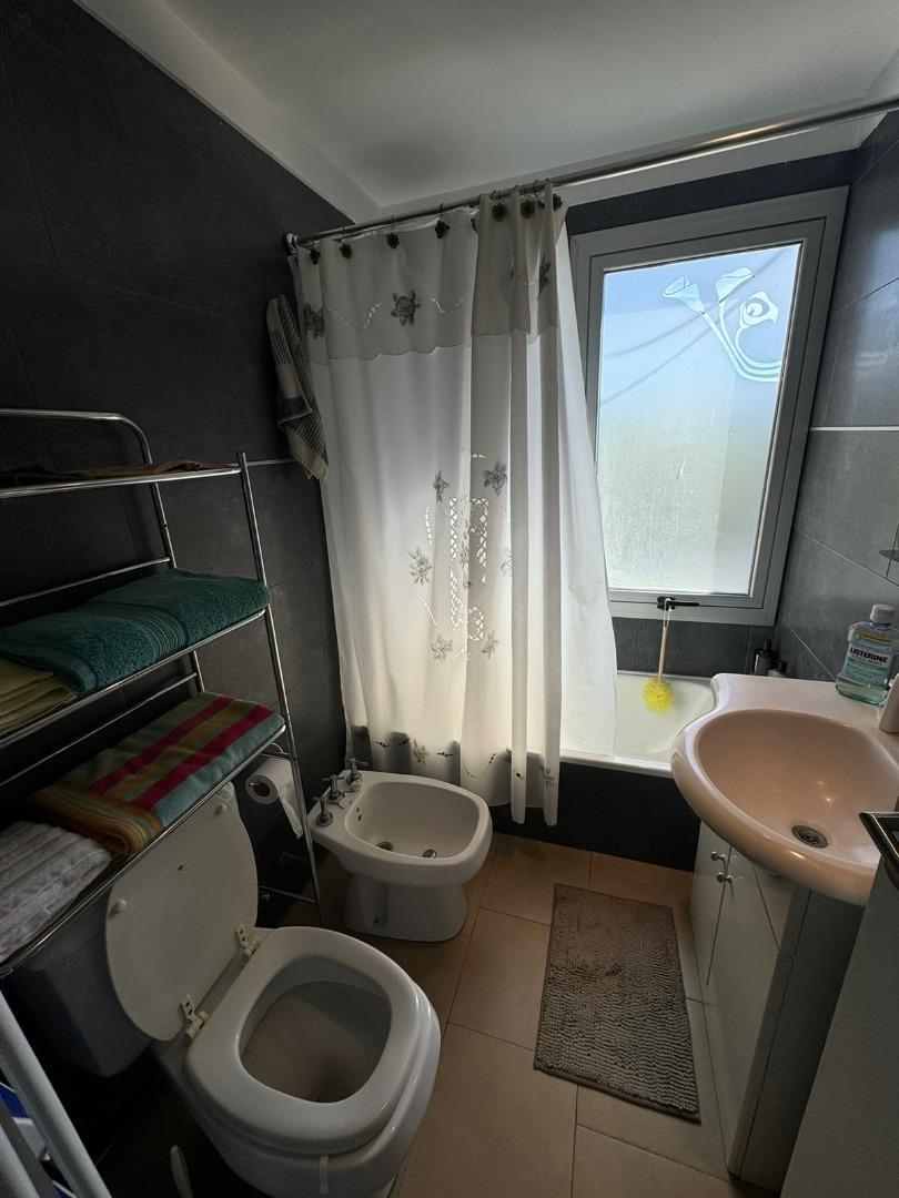 19 De Marzo 828 , Piso 5