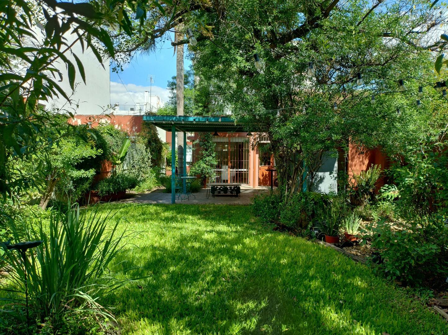 CASA  EN ALQUILER 3 DORM - MARTINEZ