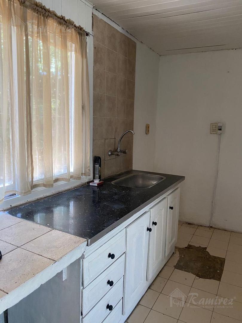 Casa 4 ambientes con 1 baño
