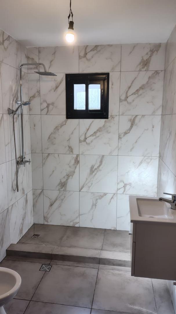 Casa a estrenar en barrio privado Laguna Azul