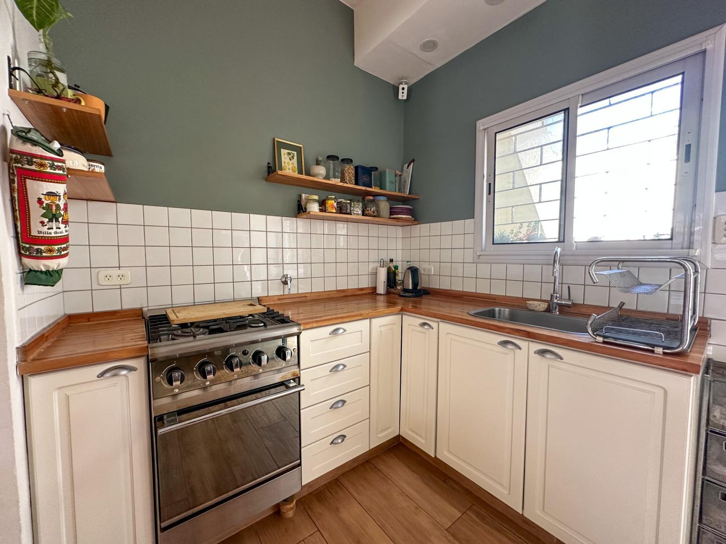 Venta Casa Lote propio 3 ambientes con terraza Olivos