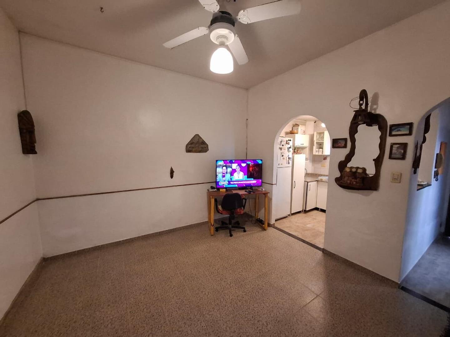 Venta. PH 3 ambientes. Terraza. Griveo 3200.