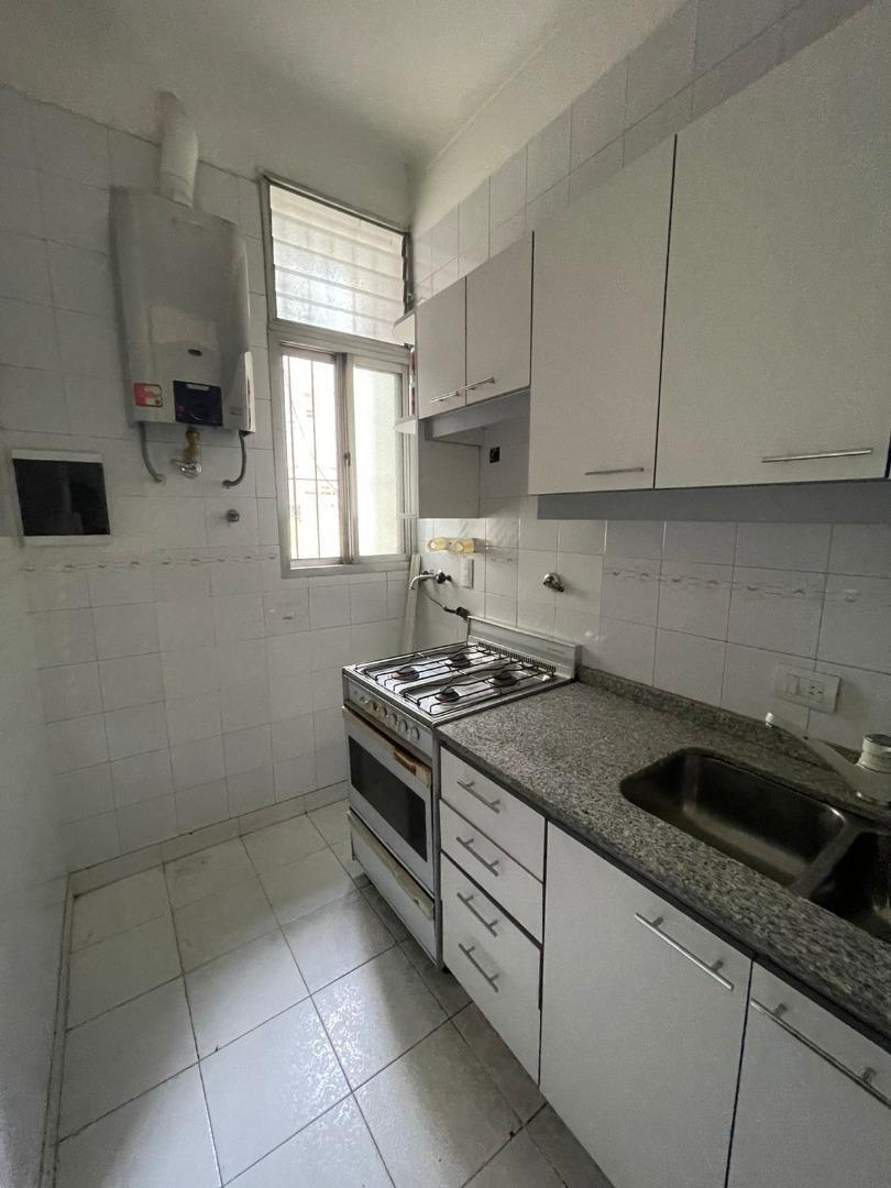 La Pampa 990 , Piso 1