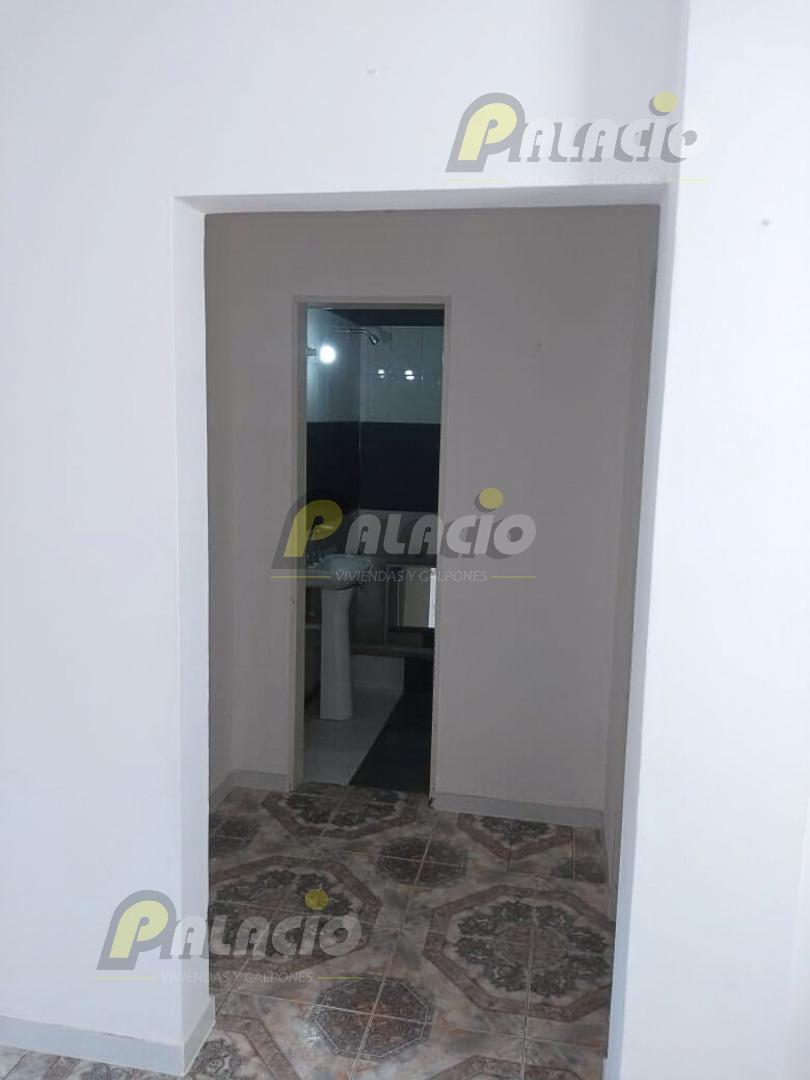 Depto Tipo Casa en Alquiler de 2 dormitorios