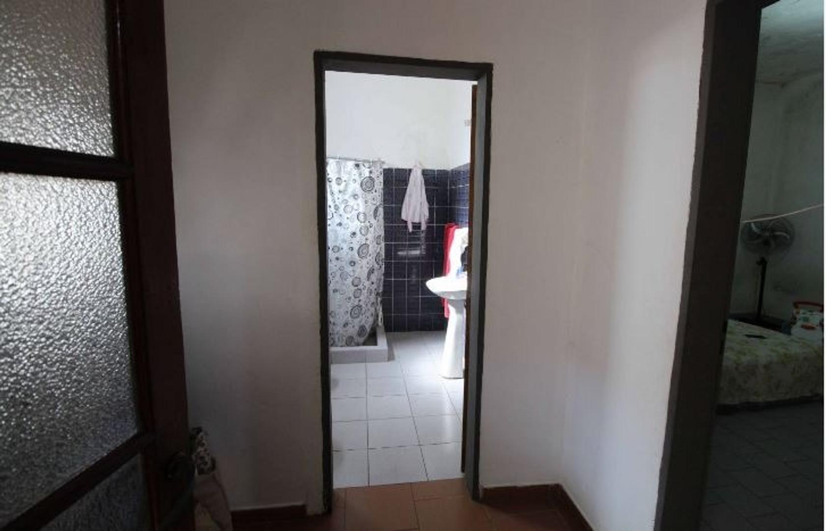 Depto Tipo Casa en Venta 50 años