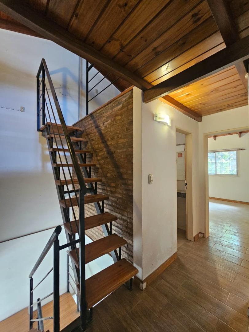 EXCELENTE CASA EN BARRIO LOURDES