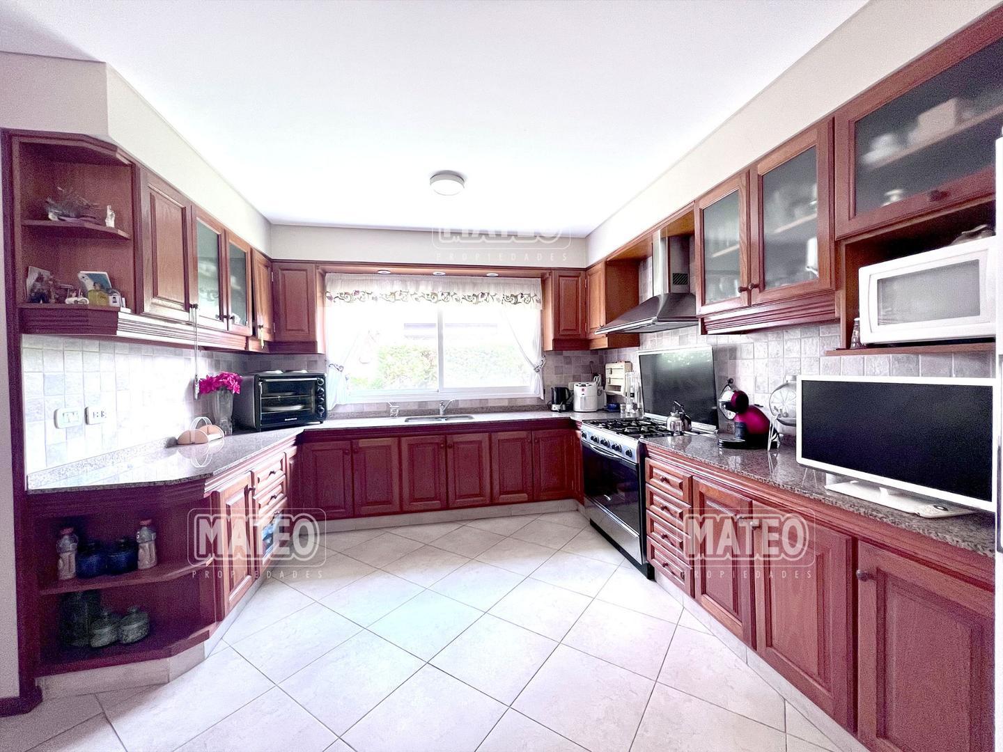 IMPORTANTE PROPIEDAD