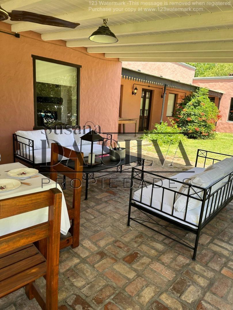 Quinta en Alquiler Temporal de 4 dormitorios