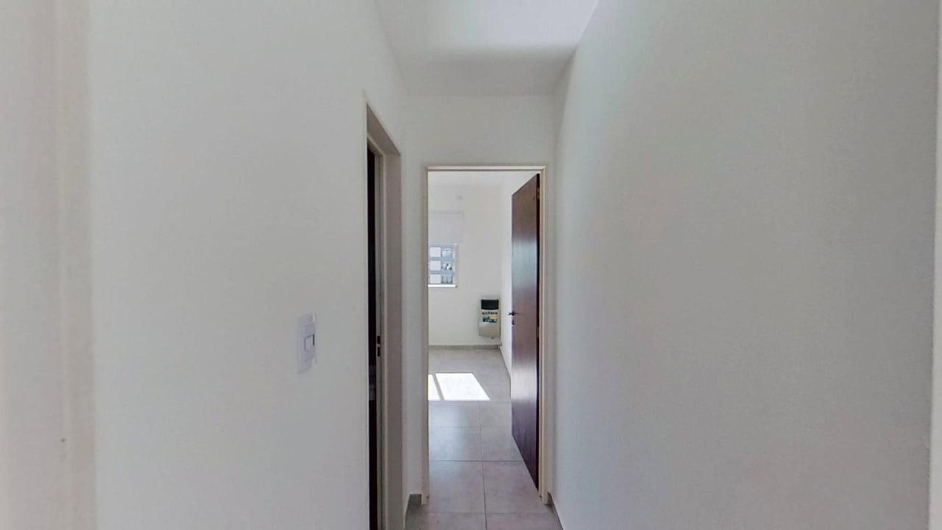 Departamento de Un Dormitorio con Balcón. Apto Banco.  Zona Pza Malvinas