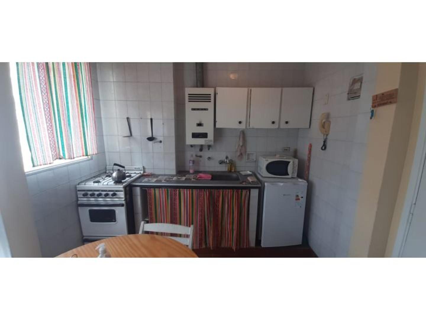 Departamento 2 ambientes con 1 baño