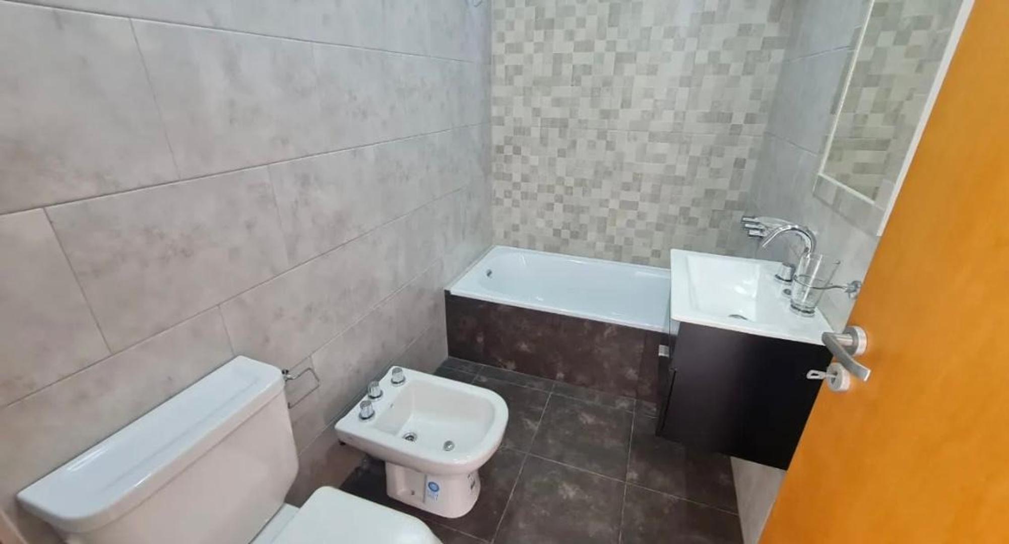 Departamento en Venta en Ramos Mejia Sur, USD 78.000