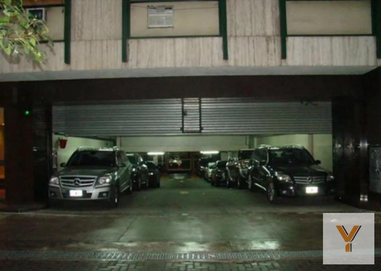 Cochera en venta - 12Mts2 - Microcentro