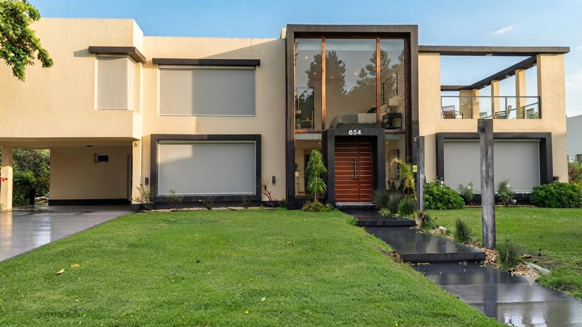Casa en Alquiler en Haras Santa Maria, USD 1.800