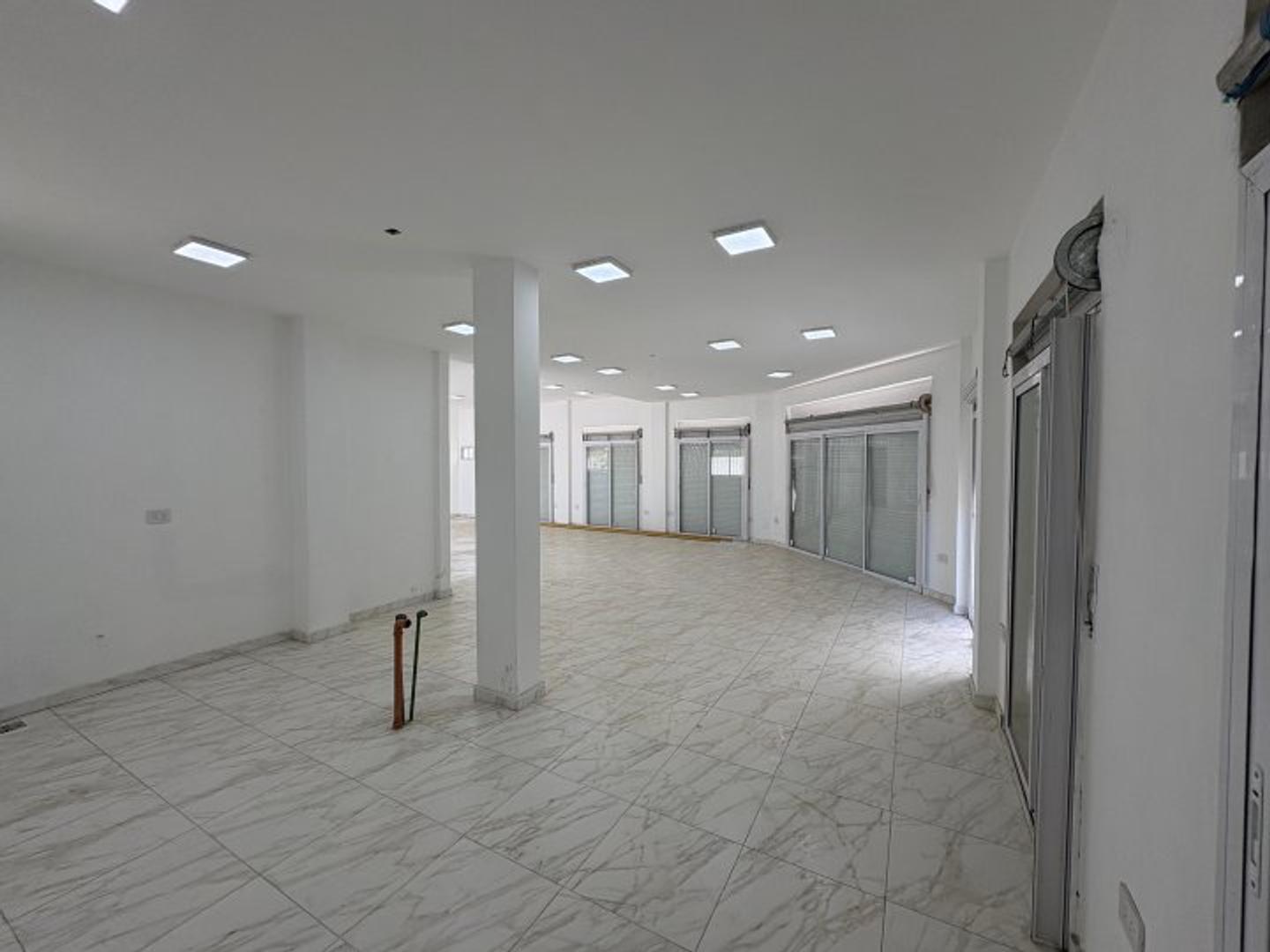 Local en Alquiler A Estrenar