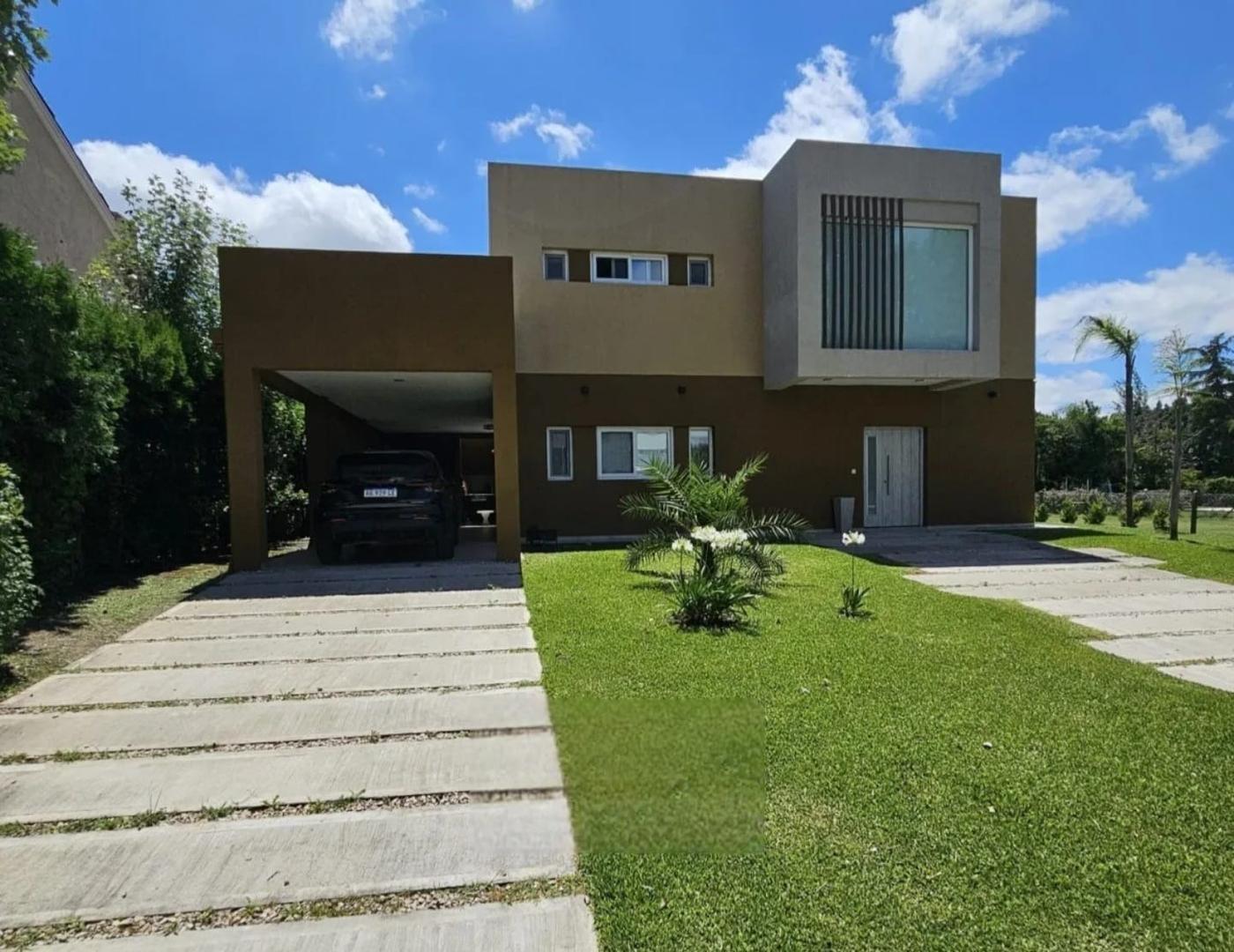 Casa Barrio privado del sol Spegazzini